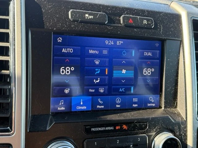 Used 2019 White Ford Lariat image 23