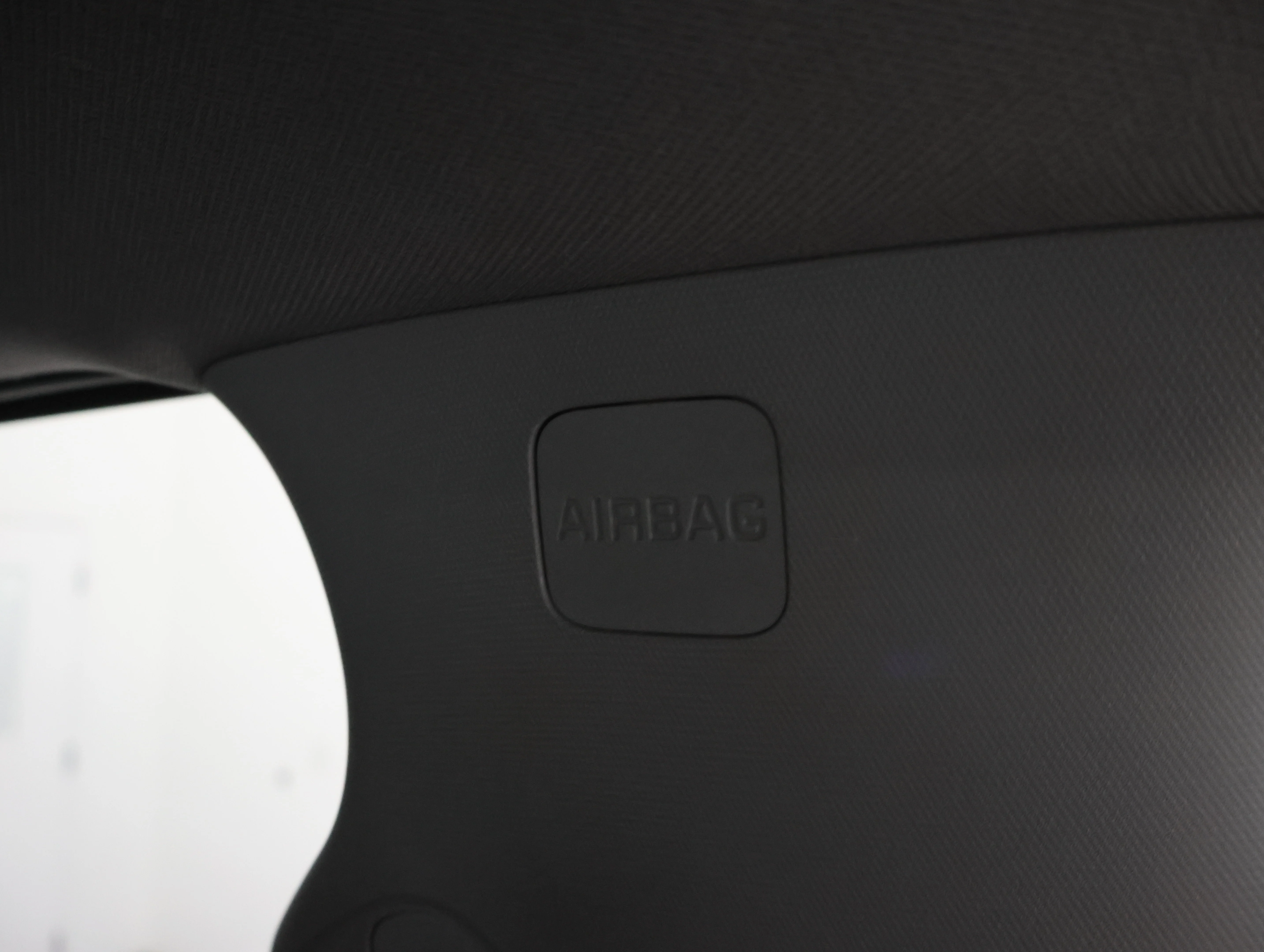 Used 2022 White Frost Tricoat GMC Denali image 49