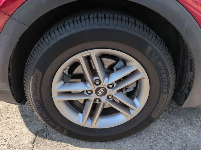 Used 2017 Red Hyundai 2.4 Base image 11