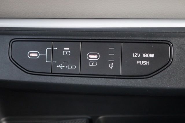 Used 2025 Panthera Metal Kia SX Prestige image 29