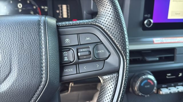 2025 Toyota Tacoma SR5 - Photo 19