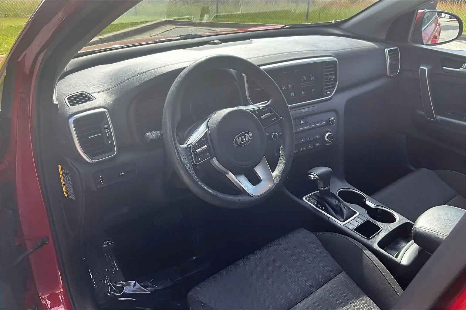 Used 2022 Hyper Red Kia LX image 17