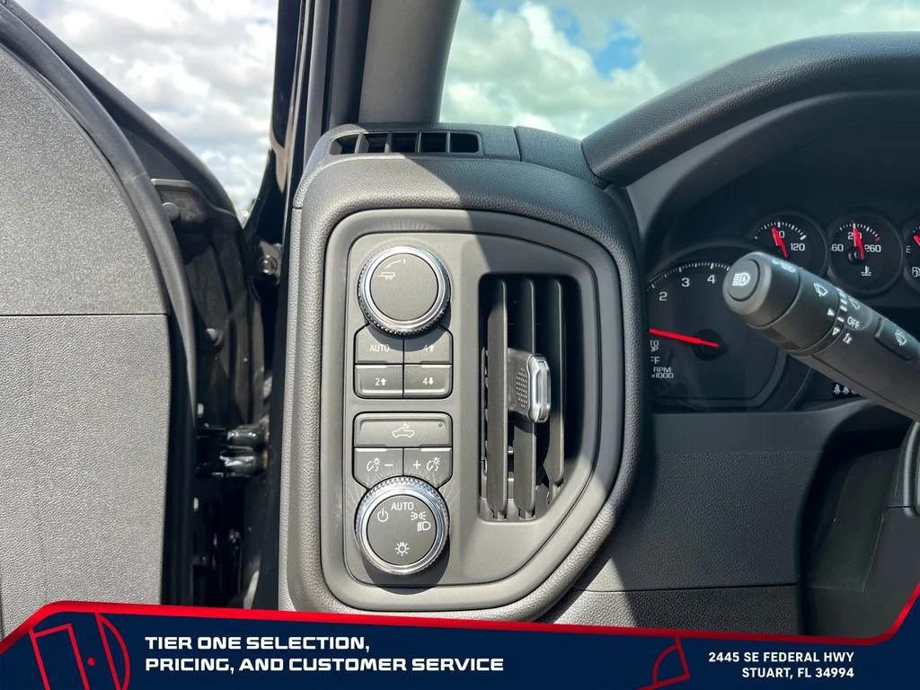 New 2026 Onyx Black GMC Pro image 24