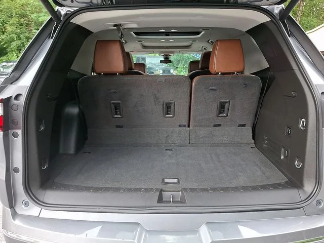 Used 2019 Gray Chevrolet High Country image 32