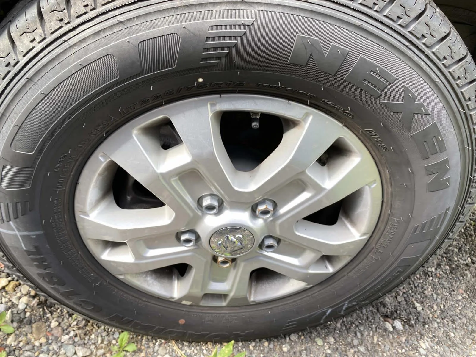 Used 2025 Ceramic Gray Clearcoat Ram SLT+ image 19
