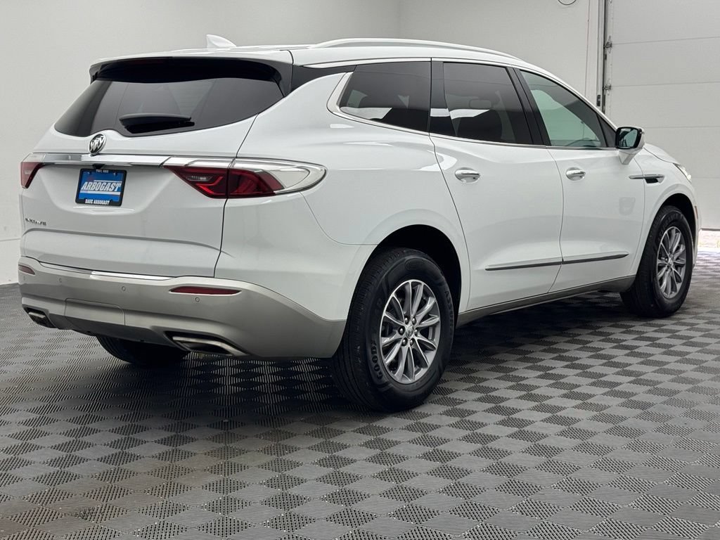 Used 2023 Summit White Buick Essence image 7