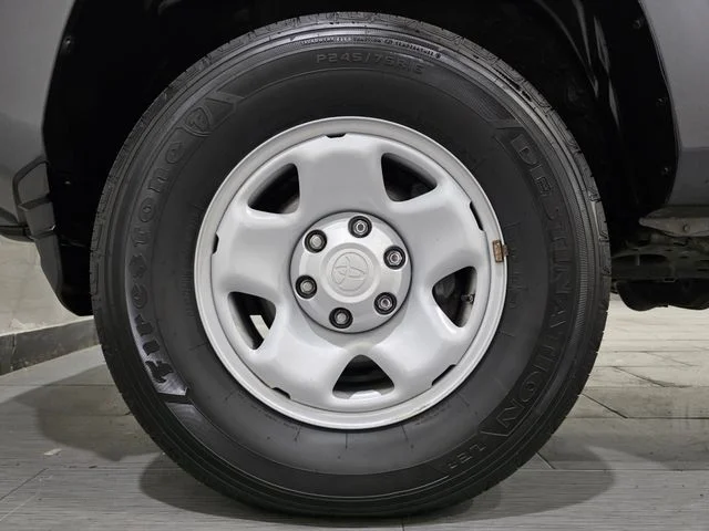 Used 2023 Gray Toyota SR image 22