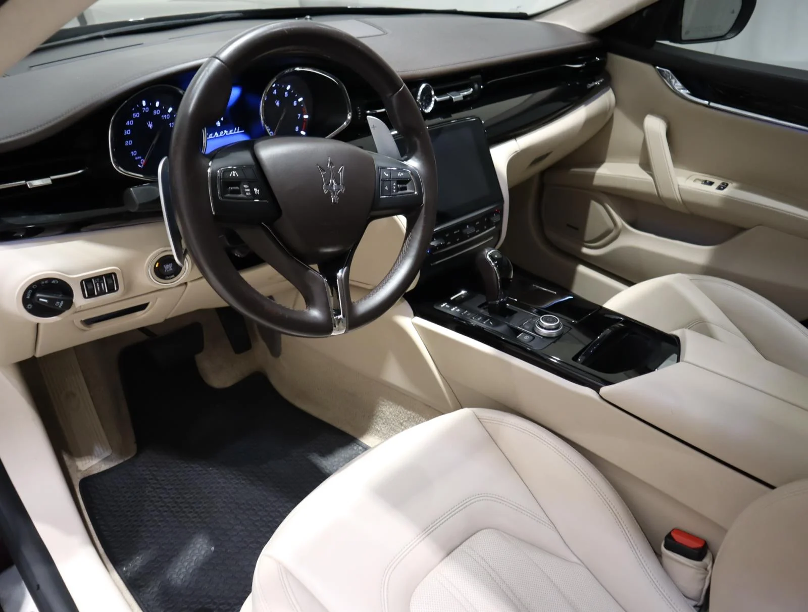 Used 2017 Red Maserati S Q4 GranLusso 3.0L image 21