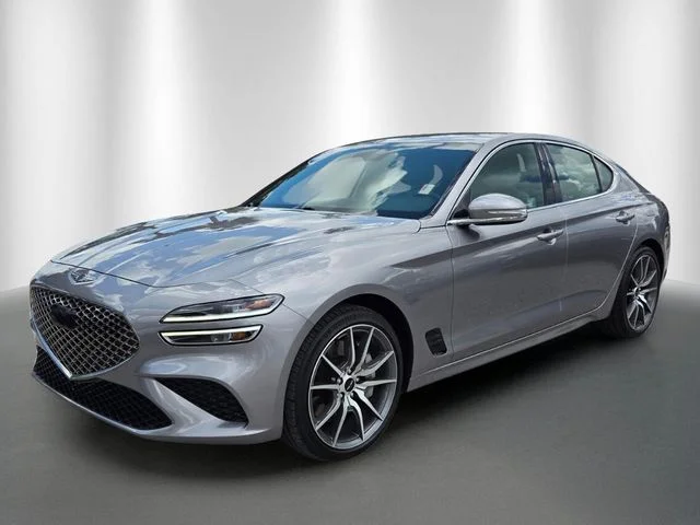Used 2025 Silver Genesis 2.5T image 2