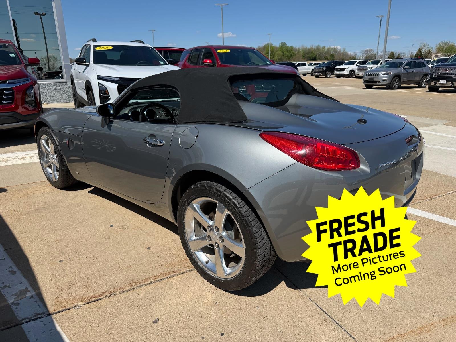 Used 2006 Pontiac Solstice Base with VIN 1G2MB33B86Y106267 for sale in Charles City, IA