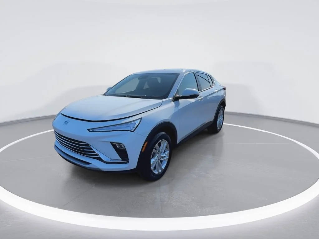 New 2026 Summit White Buick Preferred image 4