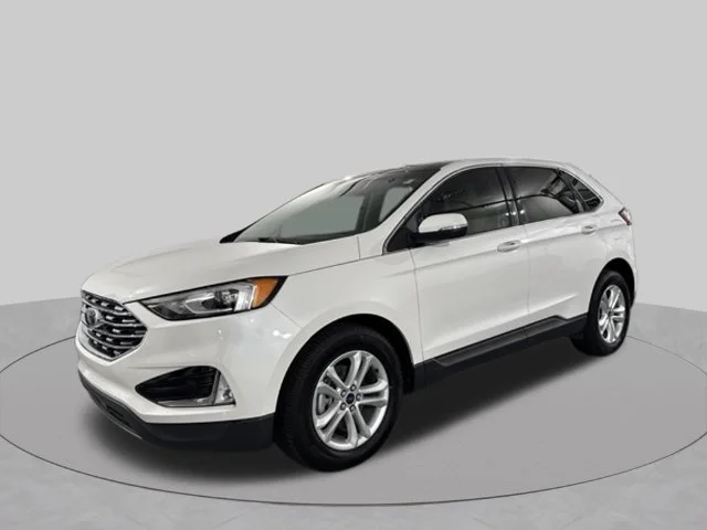 Used 2020 White Ford SEL image 4