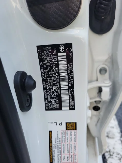 Used 2025 White Toyota SE image 28
