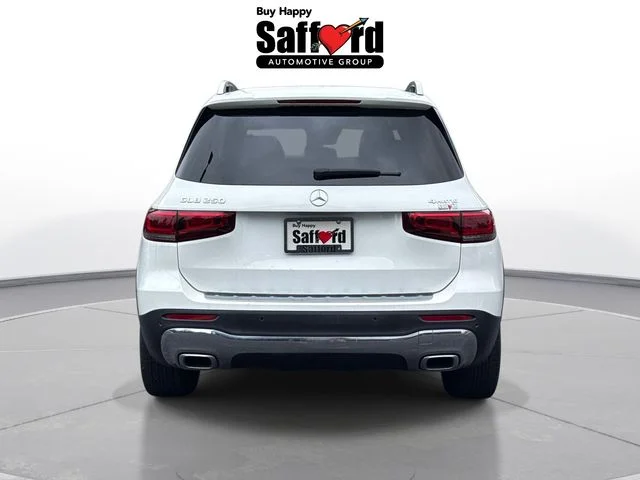 Used 2022  Mercedes-Benz GLB 250 image 8