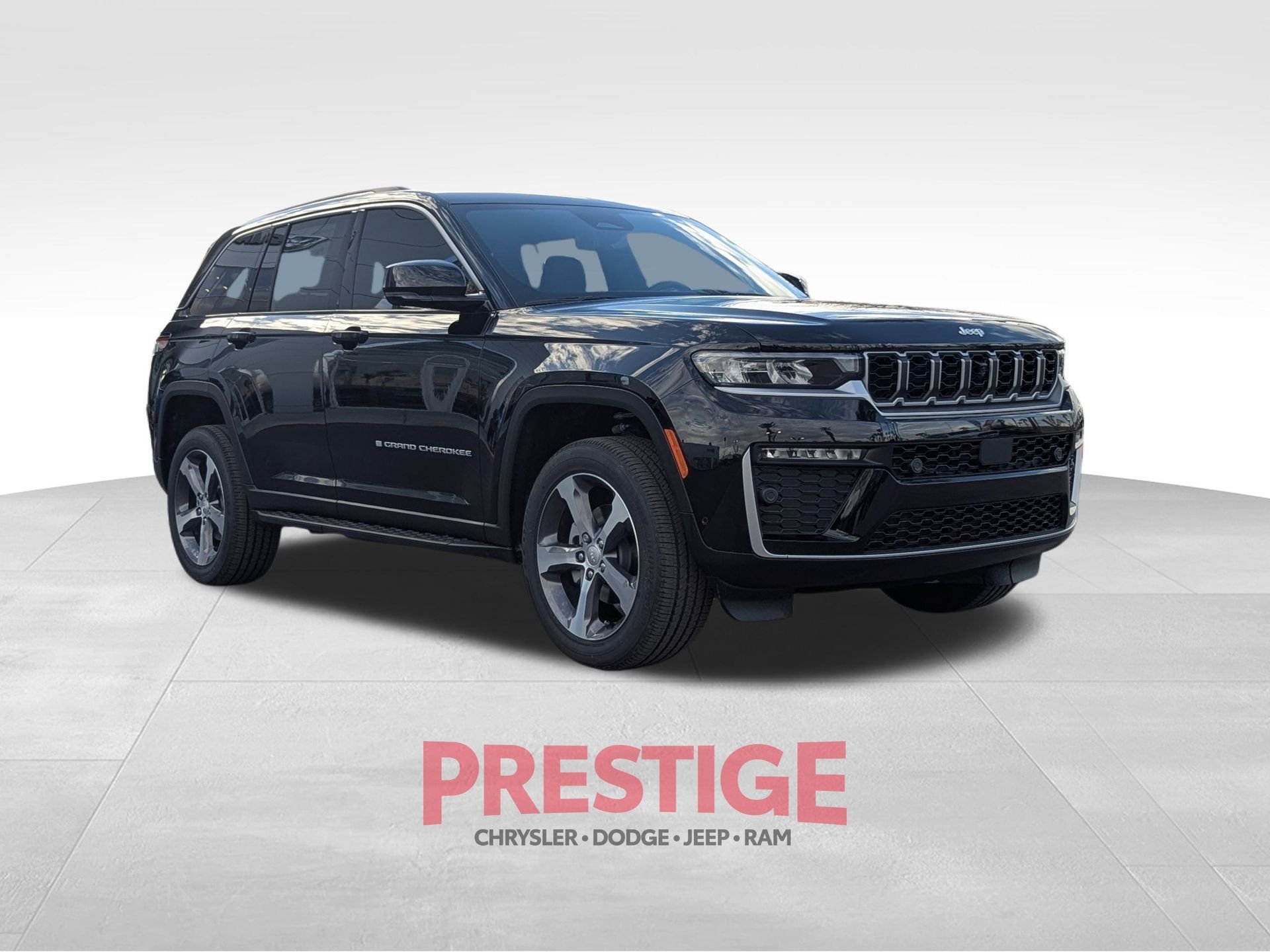New 2026 Diamond Black Crystal Pearlcoat Jeep Limited image 3