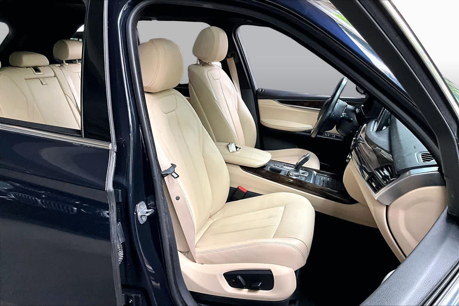 Used 2017 Imperial Blue Metallic BMW xDrive35i image 8