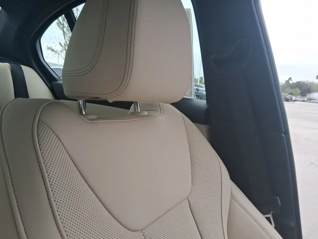 New 2026 Black Sapphire Metallic BMW 330i image 15