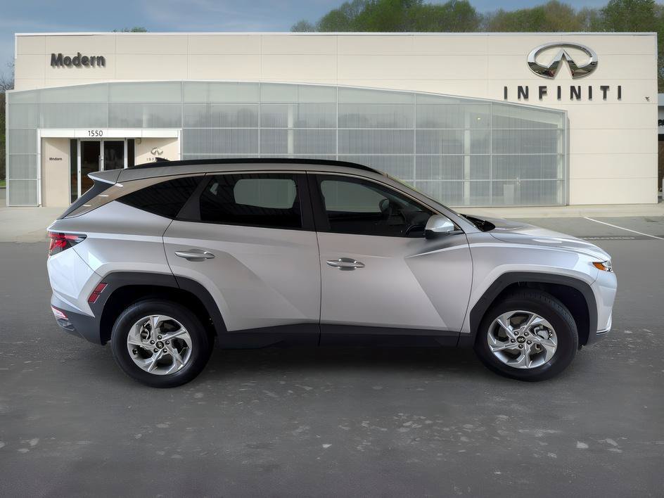 Used 2024 Shimmering Silver Hyundai SEL image 3