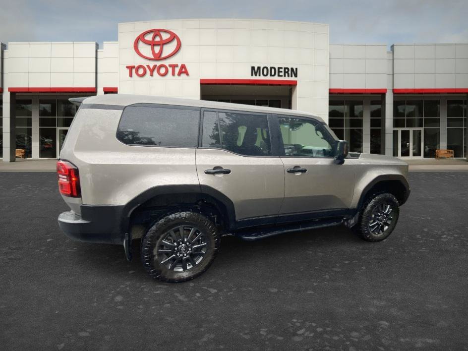 Used 2024 Meteor Toyota 1958 image 16