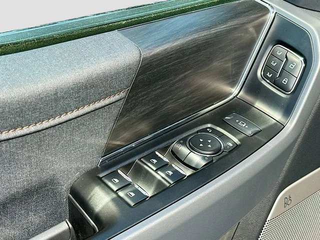 Used 2025 Black Ford Lariat image 18