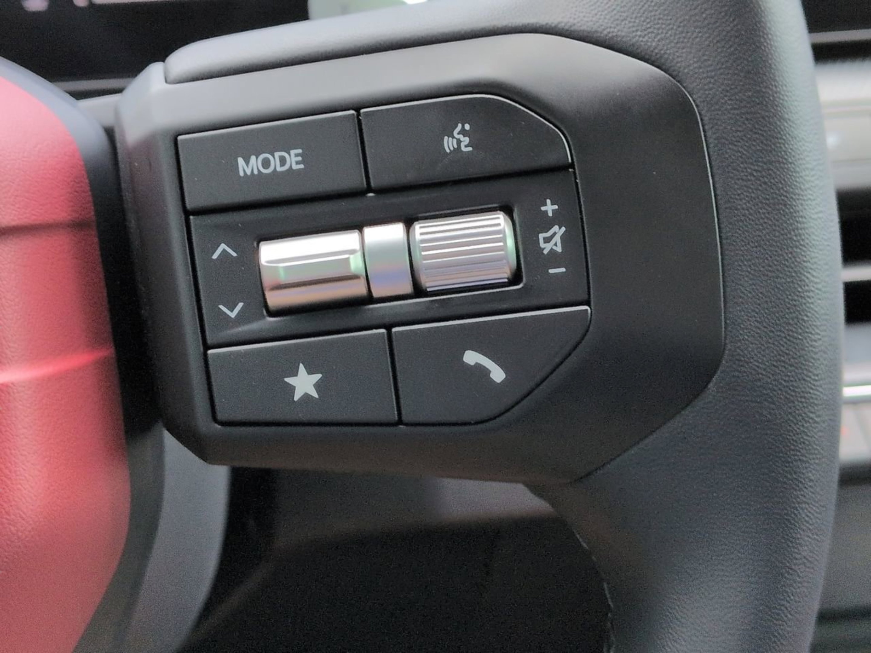 New 2026 Snow White Pearl Kia GT-Line image 23