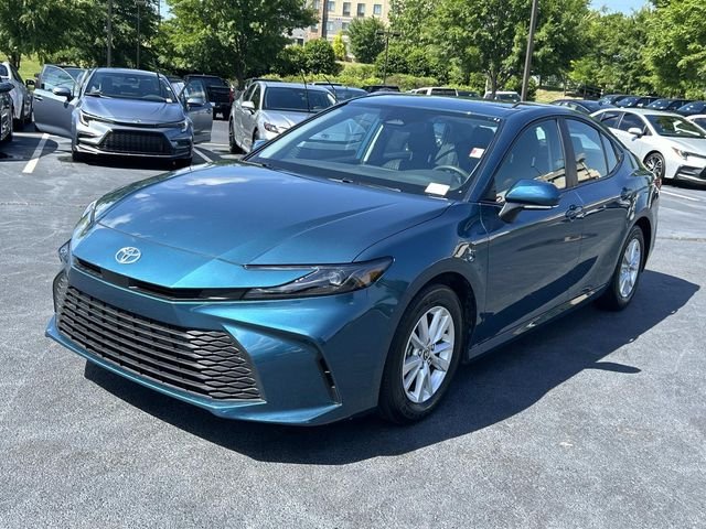 Used 2025  Toyota LE image 8