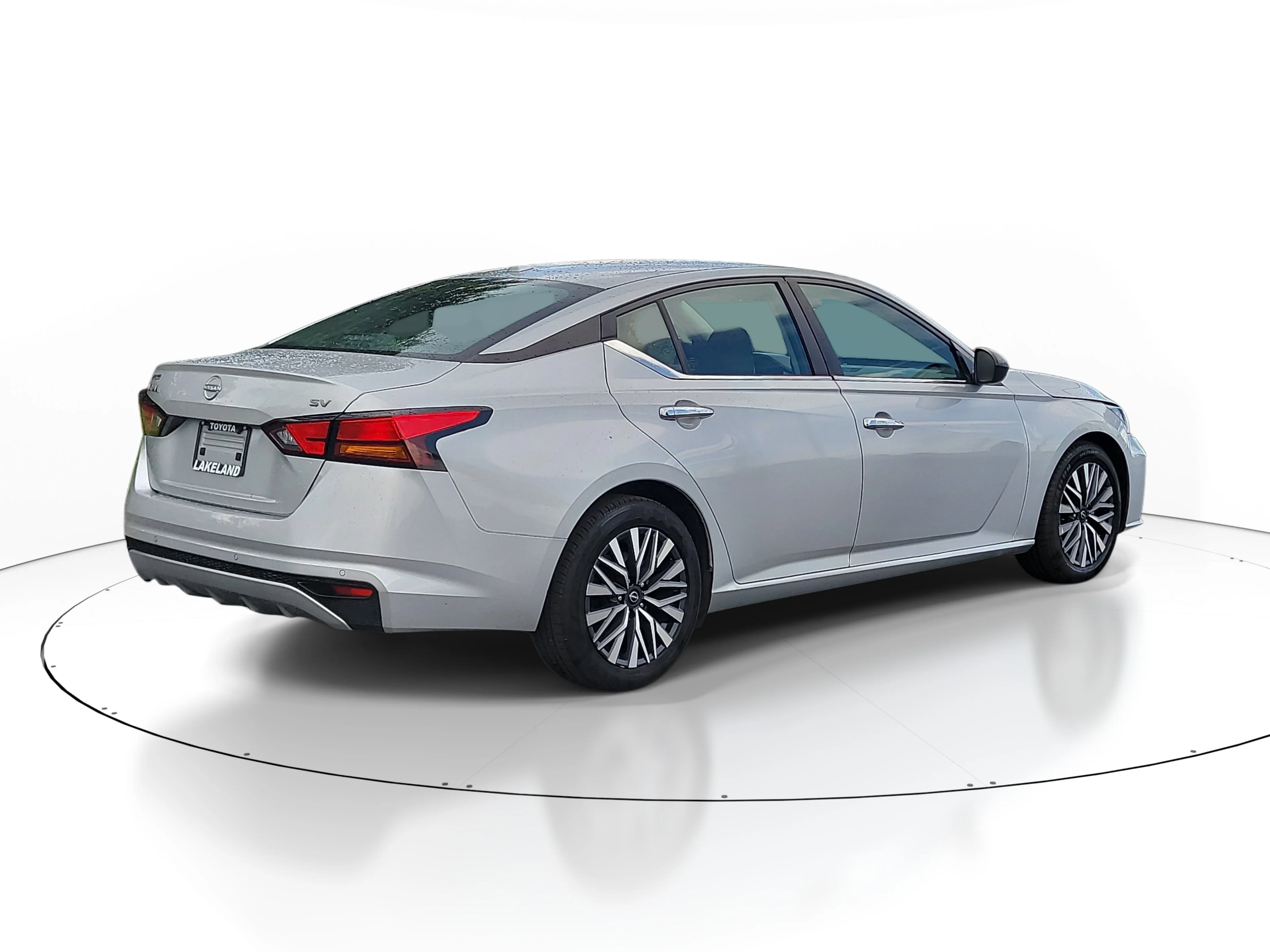 Used 2024 Brilliant Silver Metallic Nissan 2.5 SV image 6