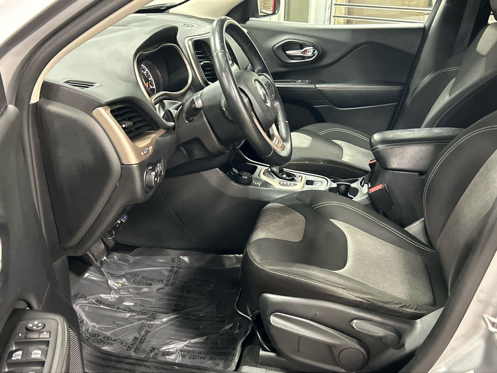 2014 Jeep Cherokee Latitude - Photo 25