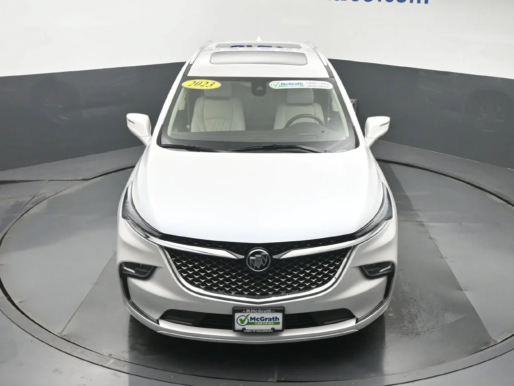 Used 2023 White Buick Avenir image 30