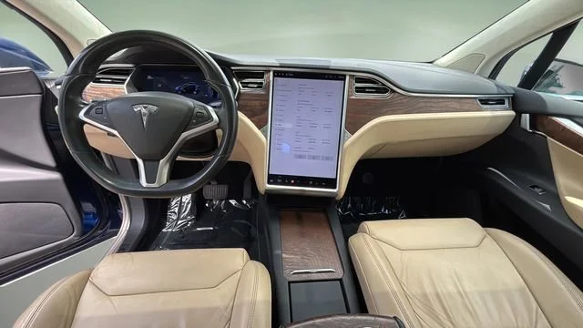 Used 2017 Blue Tesla 90D image 16