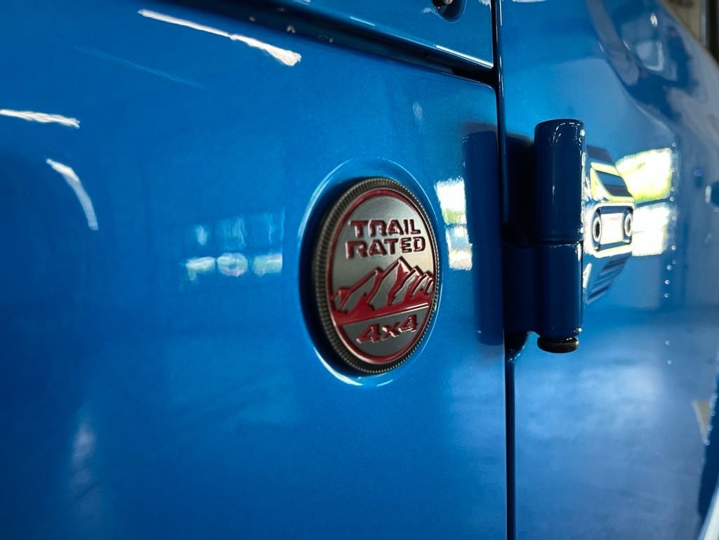 Used 2025 Blue Pearl Jeep Rubicon X image 9