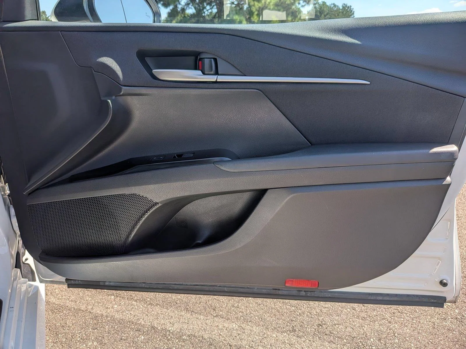 Used 2025  TOYOTA  image 35