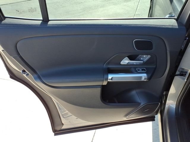 Certified Used 2025 Gray Mercedes-Benz 300 image 17