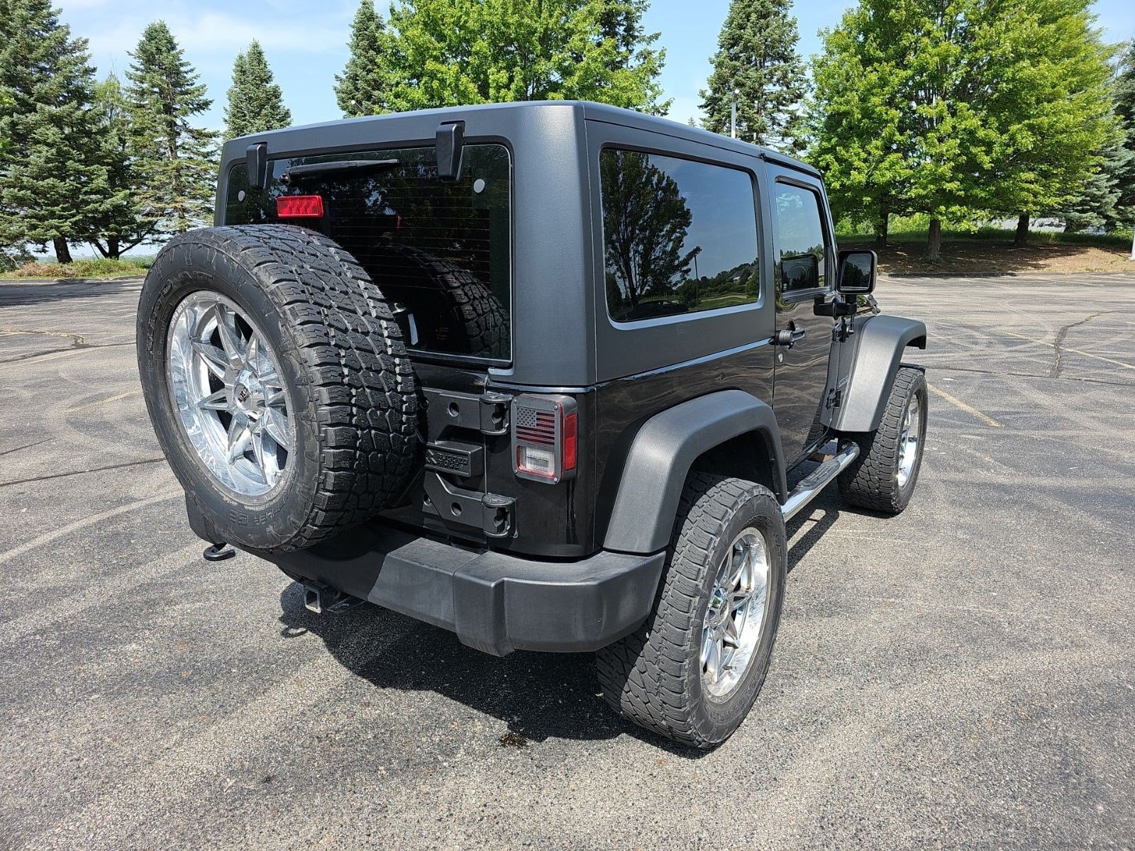 Used 2017 Black Clearcoat Jeep Sport image 5