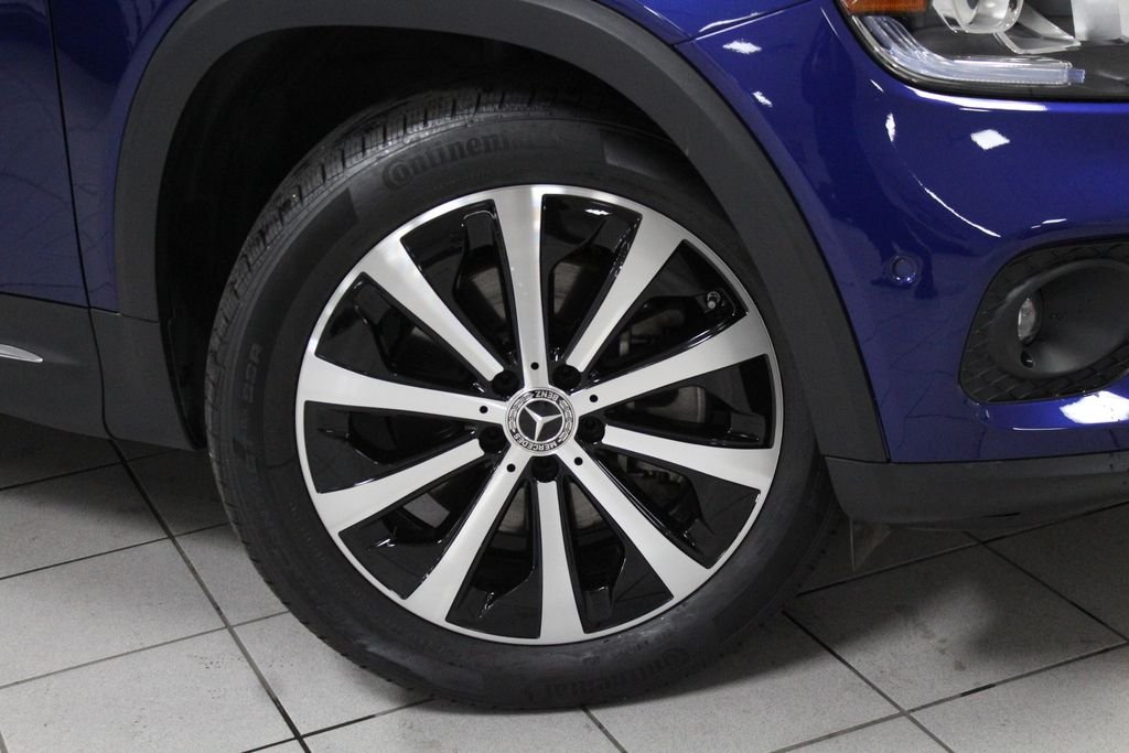 Certified Used 2023 Blue Mercedes-Benz GLB 250 image 3