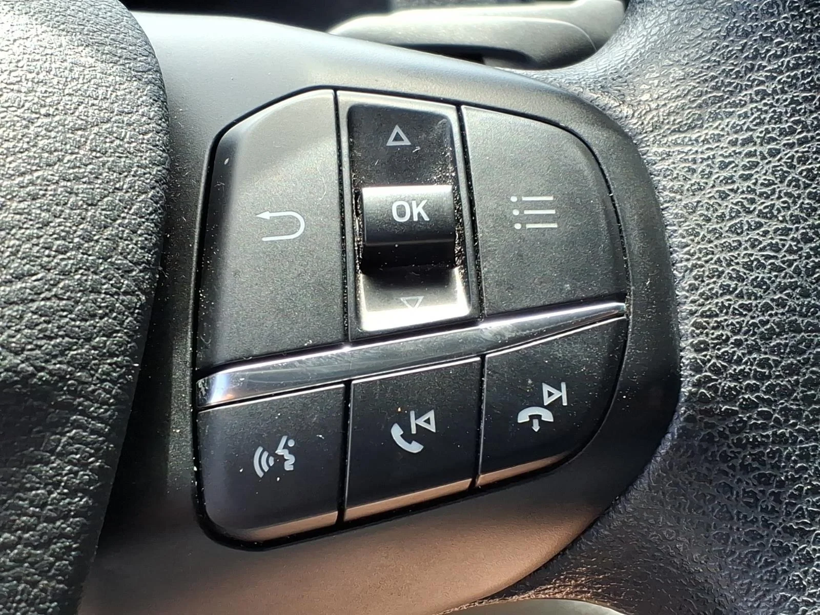 Used 2021 Gray Ford XL image 15