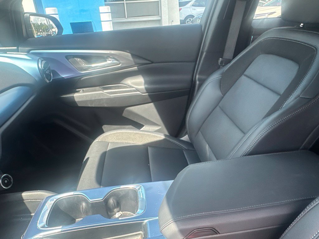 2024 Chevrolet Equinox EV LT - Photo 12