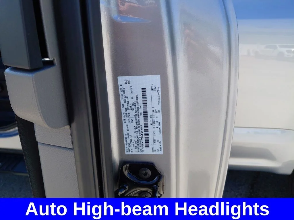 Used 2020 Silver Ford XL image 27
