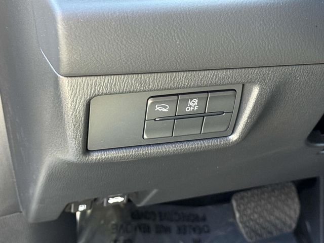 Used 2025 White Mazda 2.5 S Select Package image 28