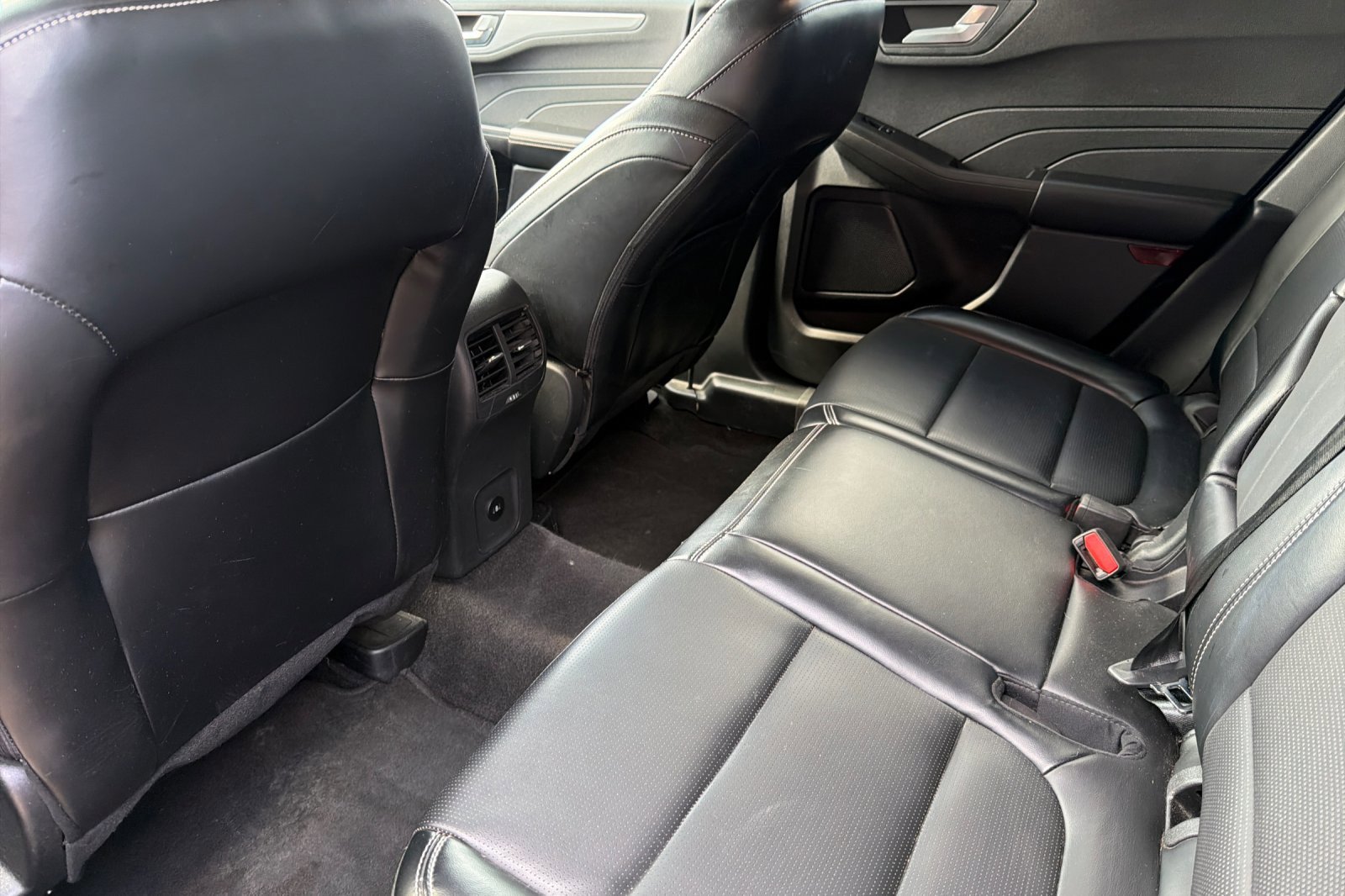 Used 2024 Blue Ford Platinum image 10
