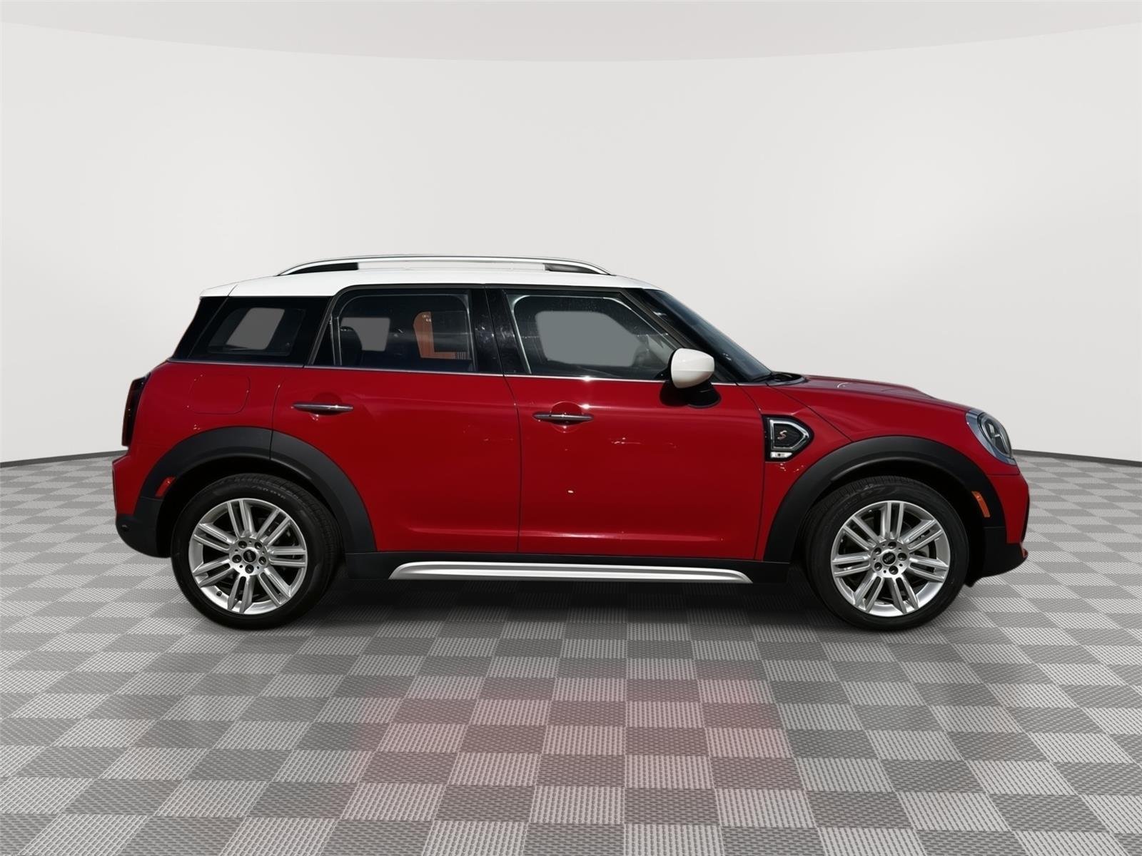 Used 2023 Chili Red MINI Cooper S image 5
