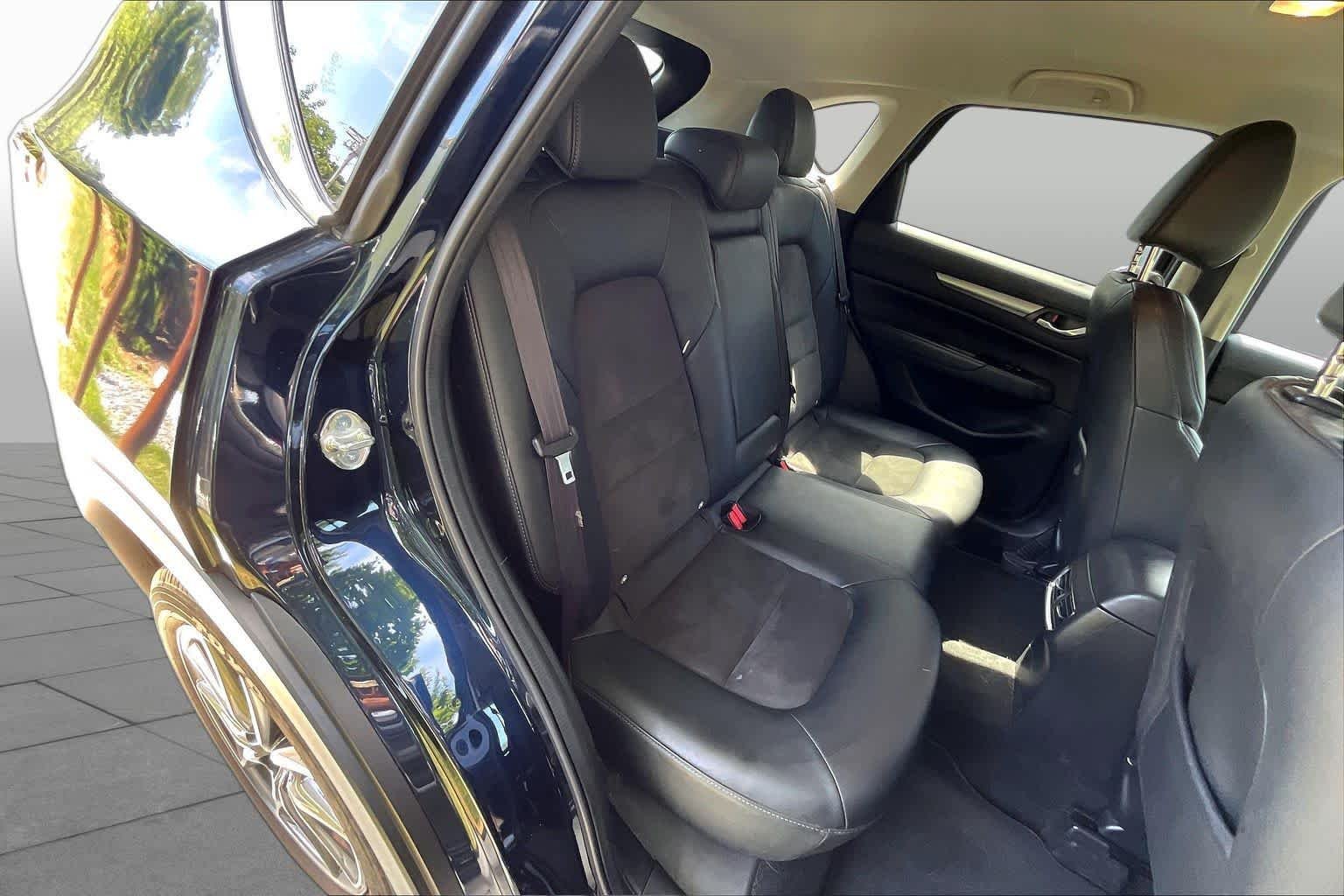 Used 2018 Deep Crystal Blue Mica Mazda Touring image 18