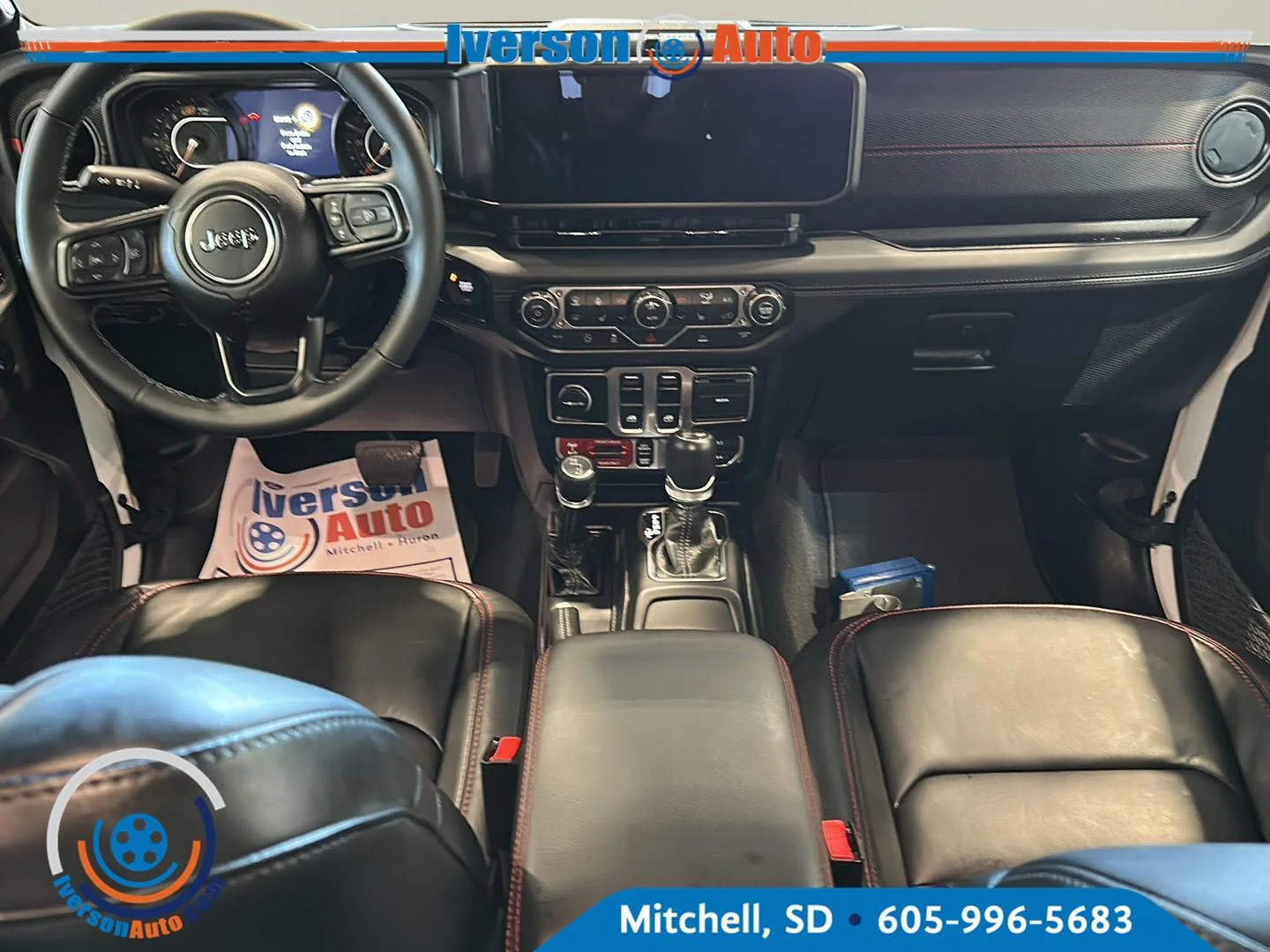 Used 2026 Bright White Clearcoat Jeep Rubicon image 25