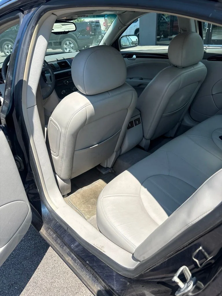 Used 2007 Ming Blue Metallic Buick CXL image 26