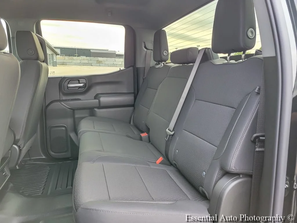 2026 GMC Sierra 1500 Pro - Photo 9