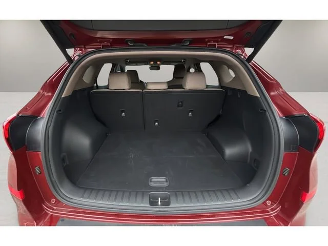 Used 2020 Gemstone Red Hyundai Limited image 31