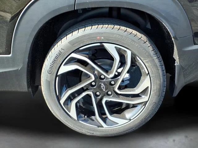 New 2026 Mosaic Black Metallic Chevrolet RS image 27