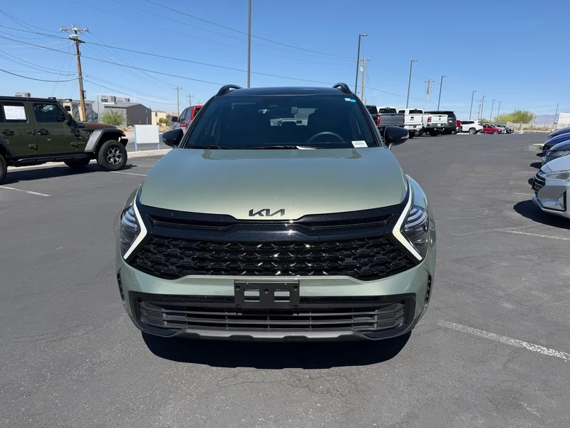 Used 2025 Jungle Green Kia X-Line image 8