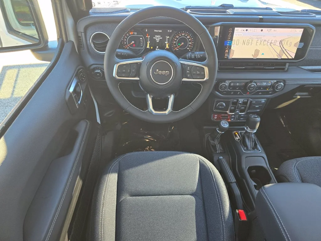 New 2026 White Jeep Rubicon image 27