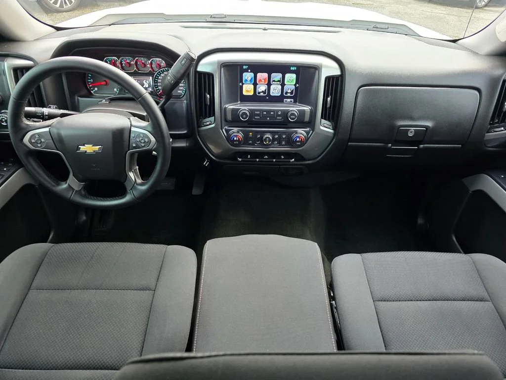 2017 Chevrolet Silverado 1500 LT - Photo 17